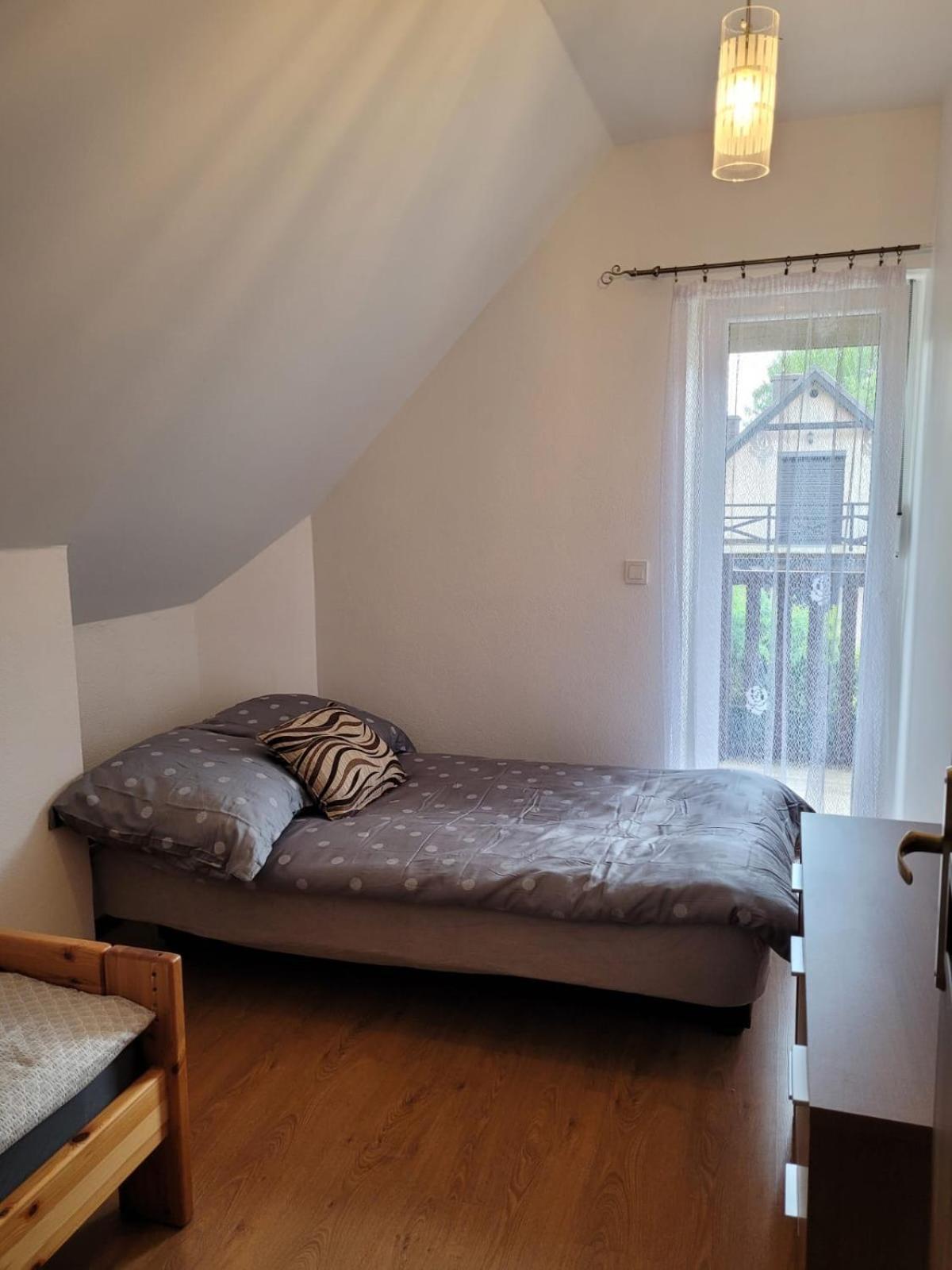 Holiday home Dom Wakacyjny Merlin Nad Jeziorem Jodlow Slawa Radzyn Jodlow (Nowa Sol)