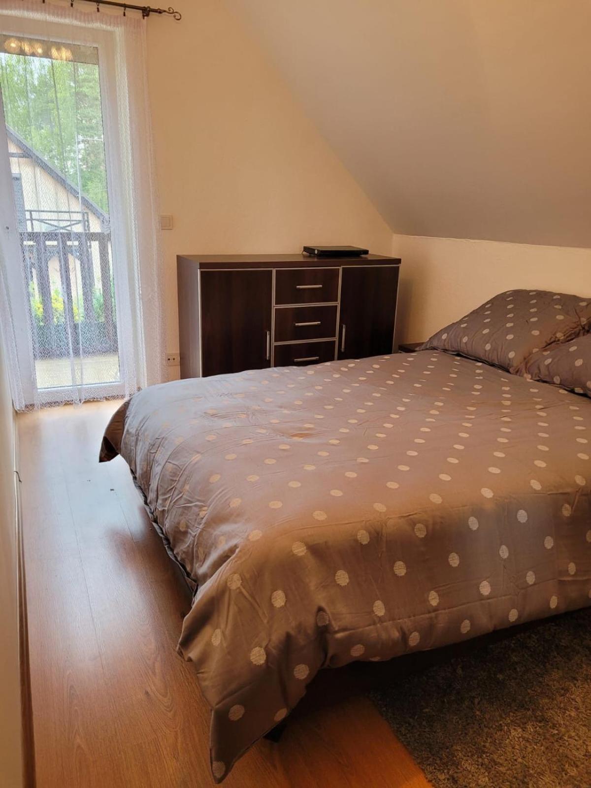 Dom Wakacyjny Merlin Nad Jeziorem Jodlow Slawa Radzyn Holiday home *