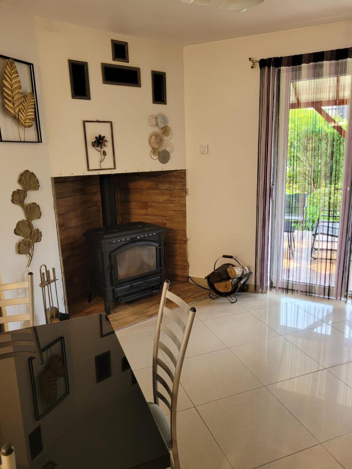 Holiday home Dom Wakacyjny Merlin Nad Jeziorem Jodlow Slawa Radzyn Jodlow (Nowa Sol)